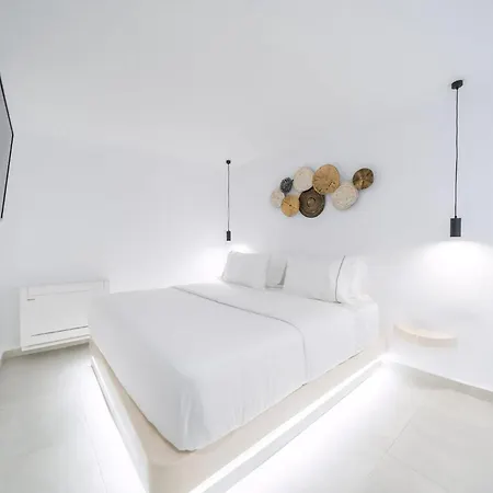 Amazing Santorini Grand With Sea View And Hot Tub Villa *