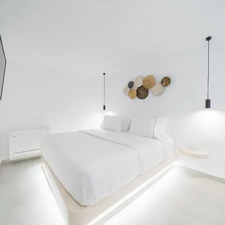 Amazing Santorini Grand With Sea View And Hot